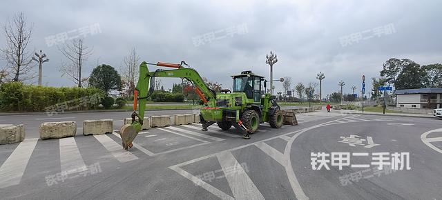 整機(jī)右后45°（設(shè)備外觀及核心部件）