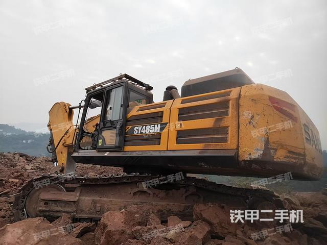 整機右后45°（整機外觀）