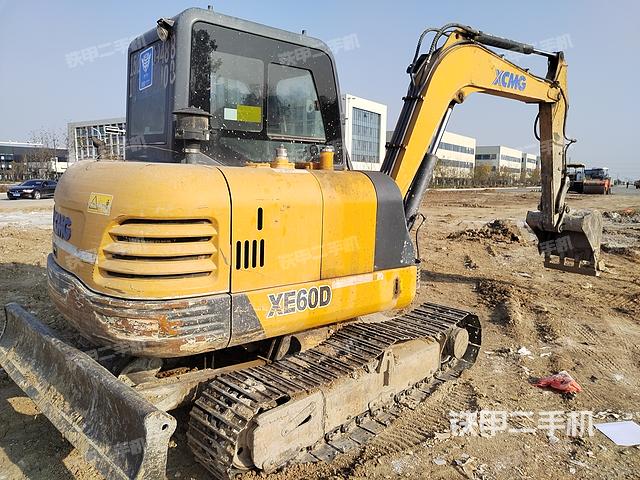 整機右后45°（整機外觀）