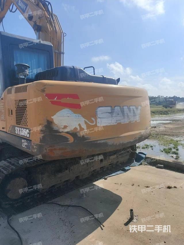 整機右后45°(整機外觀) 整機右后45°(整機外觀)