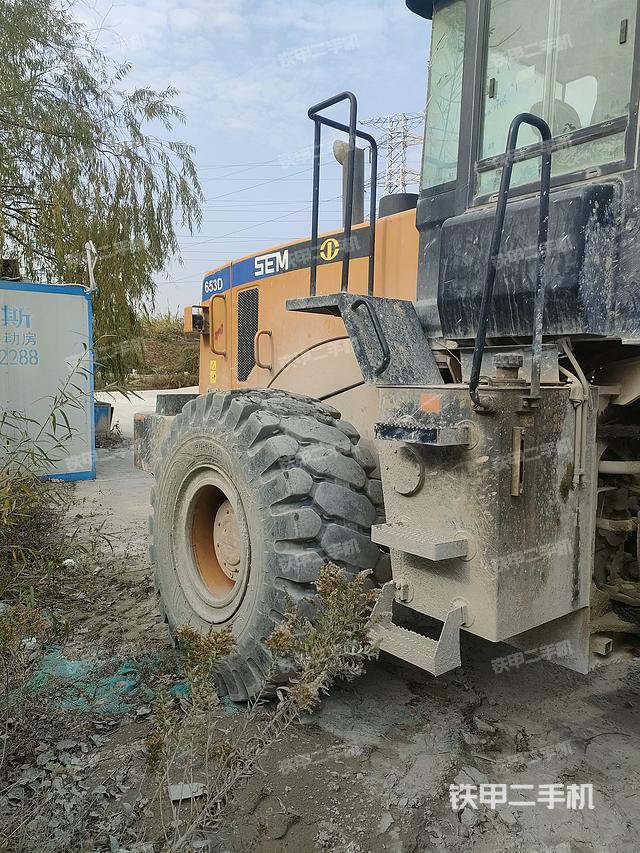 駕駛室操作臺（整機外觀及大件）