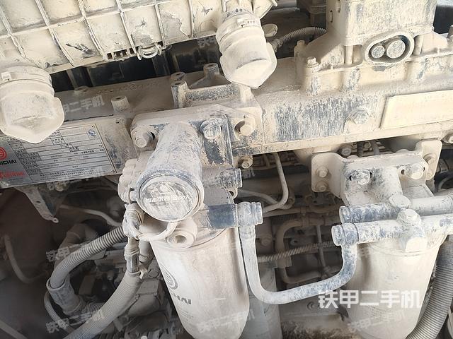 發(fā)動機左側（整機外觀及大件）