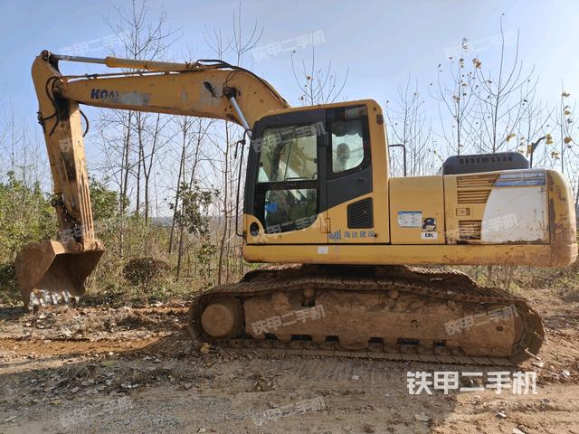 小松PC200-8挖掘机