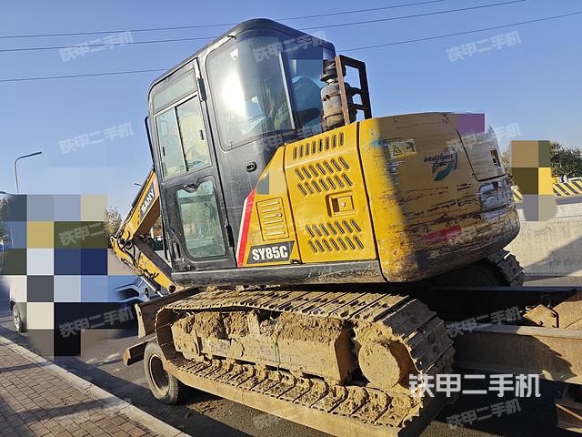 駕駛室整體（整機(jī)外觀）