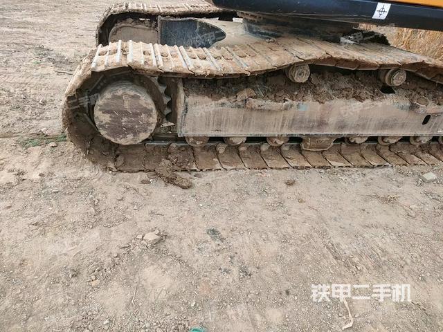 單側履帶整體（整機外觀）