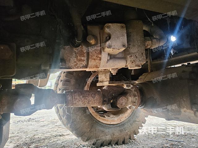 單側(cè)履帶整體（整機(jī)外觀）