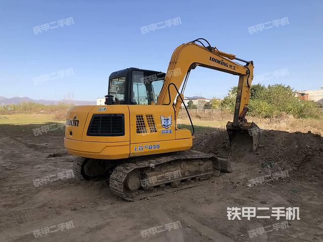 整機右后45°（整機外觀）