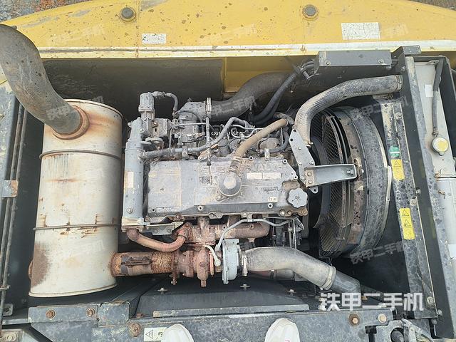 發(fā)動(dòng)機(jī)整體俯視（整機(jī)外觀）