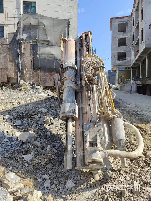 整機(jī)右后45°（設(shè)備外觀及核心部件）