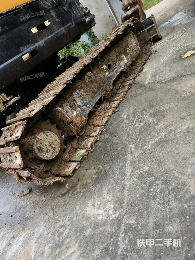 單側(cè)履帶整體（整機外觀）