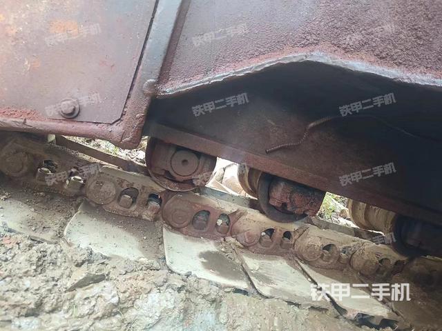 駕駛室頂部（整機(jī)外觀）