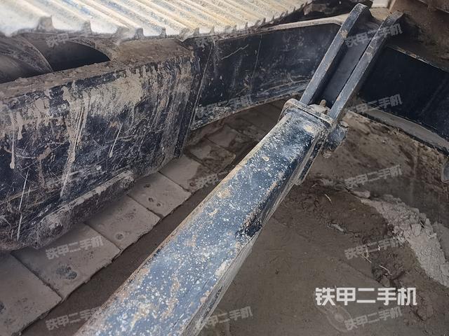 單側履帶整體（整機外觀）