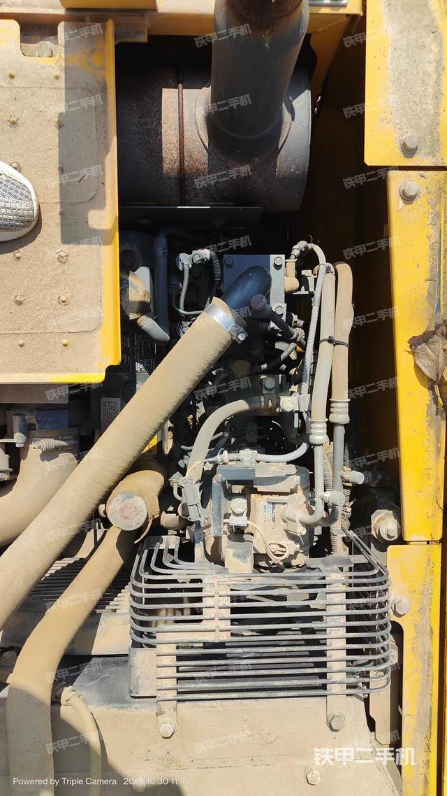 發(fā)動(dòng)機(jī)整體俯視（整機(jī)外觀）