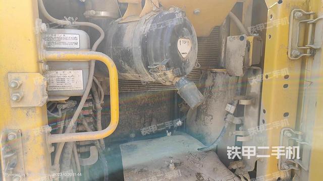 駕駛室頂部（整機(jī)外觀）