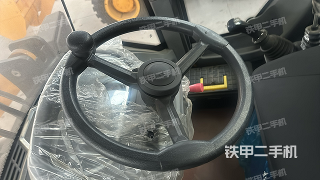 駕駛室操作臺(tái)（整機(jī)外觀及大件）