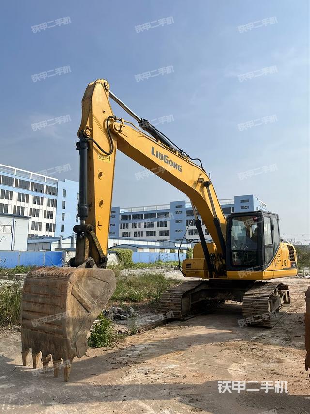 柳工CLG920E挖掘机