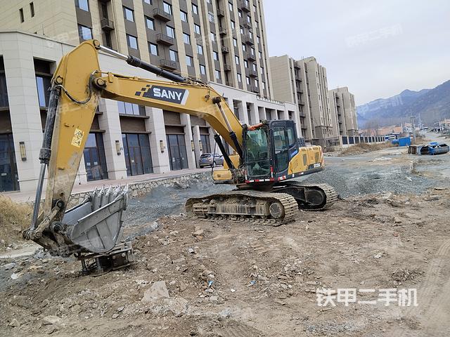 三一重工SY205C挖掘機(jī)