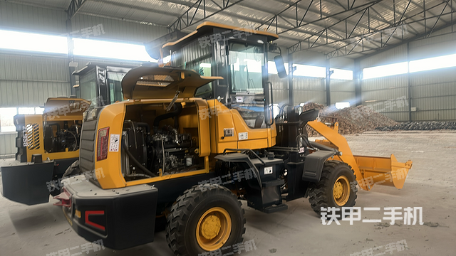 整機(jī)右后45°（整機(jī)外觀及大件）