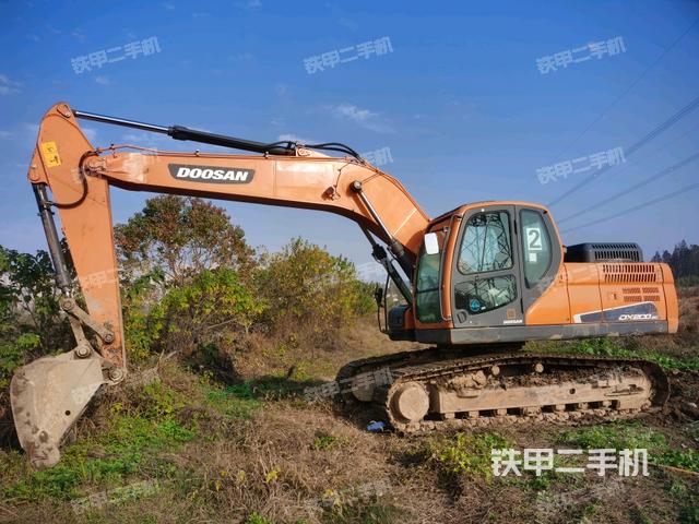 斗山DX200-9CN挖掘机