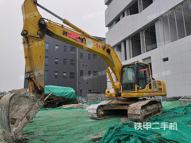 小松PC220-8M0挖掘機(jī)