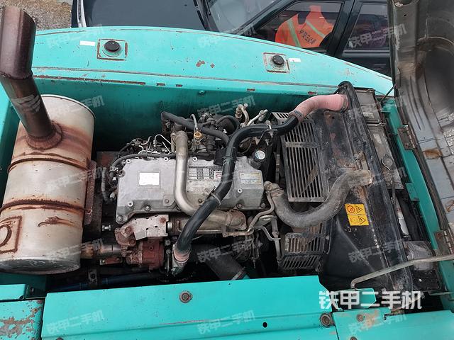 發(fā)動機(jī)整體俯視（整機(jī)外觀）