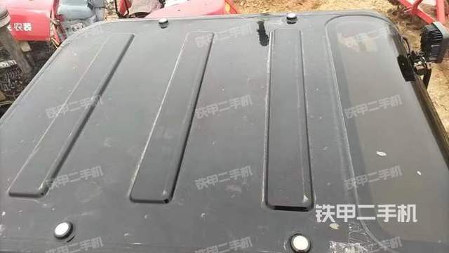 駕駛室頂部（整機(jī)外觀）