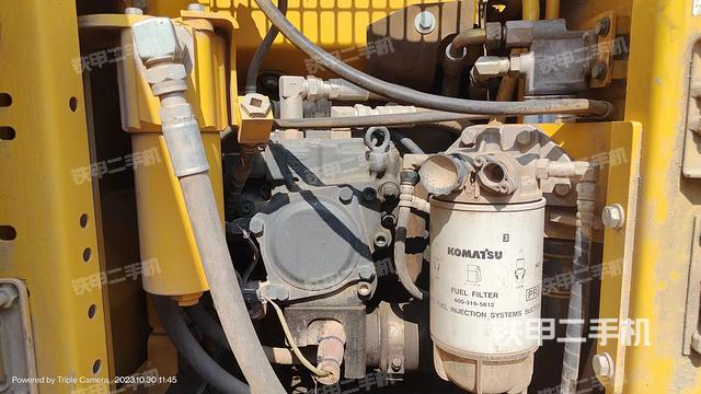 液壓泵艙室正面整體（整機(jī)外觀）