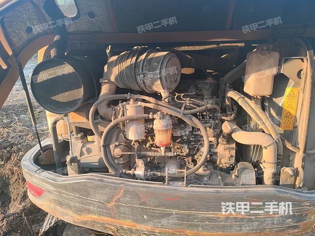 發(fā)動(dòng)機(jī)整體俯視（整機(jī)外觀）