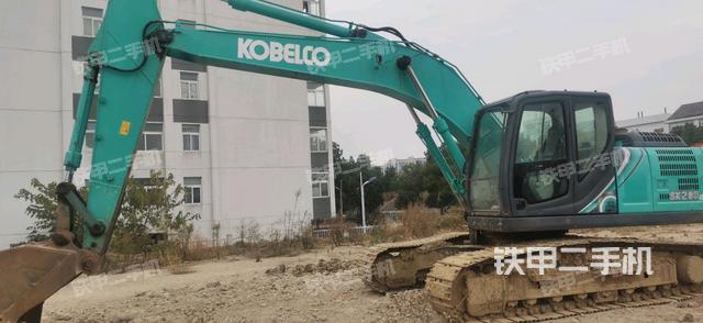 神钢SK210LC-10挖掘机