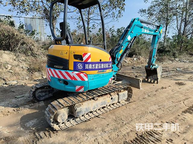 整機(jī)右后45°（整機(jī)外觀）