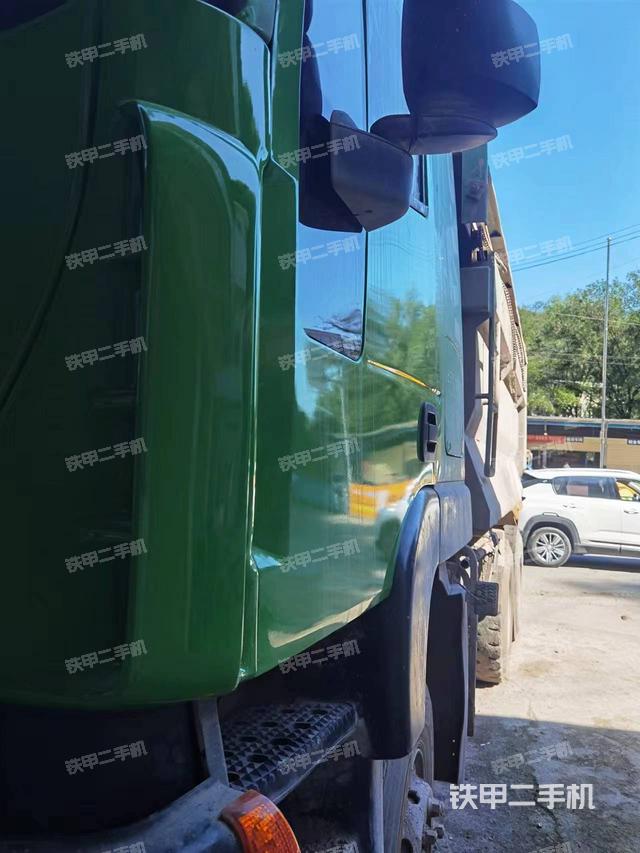 整機左側(cè)（設(shè)備外觀及核心部件）