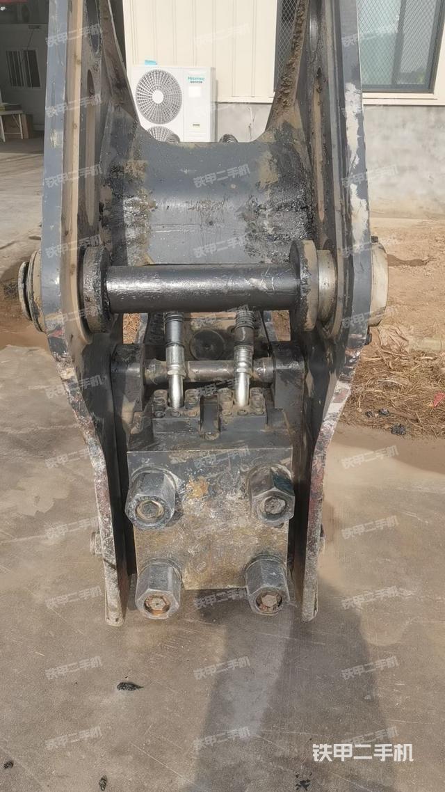 整机左侧（设备外观及核心部件）