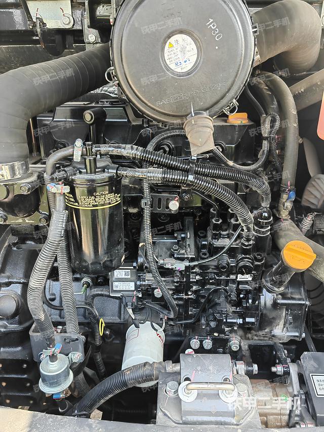 發(fā)動(dòng)機(jī)整體俯視（整機(jī)外觀）