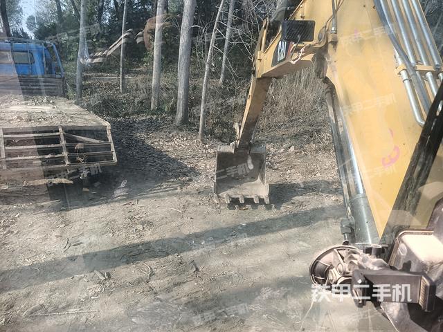 卡特彼勒306E2小型液壓挖掘機(jī)