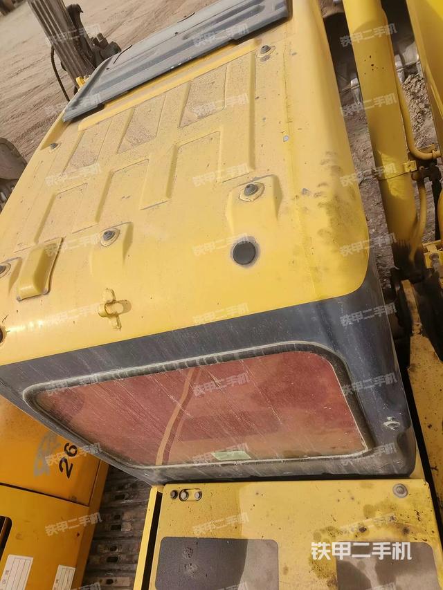 驾驶室整体（整机外观）