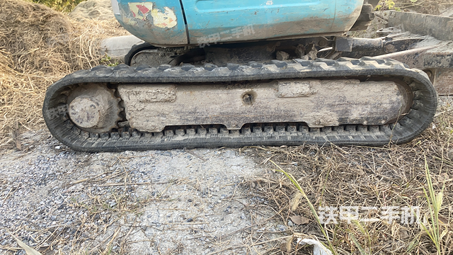 单侧履带整体（整机外观）