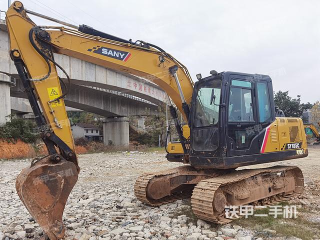 三一重工SY125C挖掘機(jī)