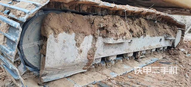 单侧履带整体（整机外观）