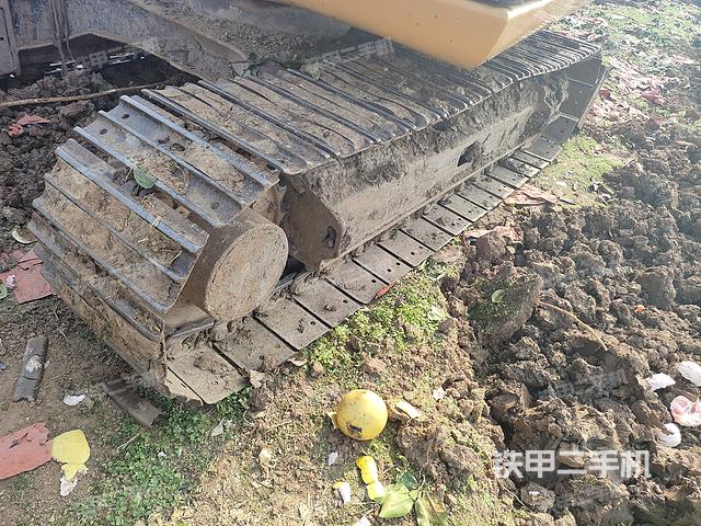 單側履帶整體（整機外觀）