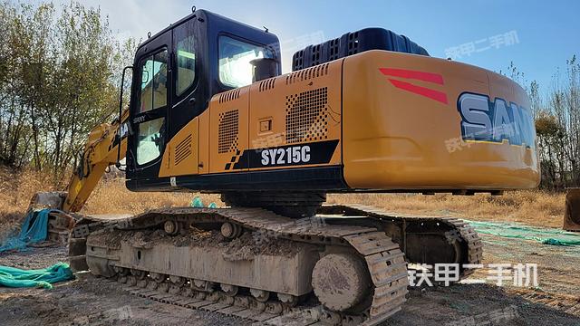 三一重工SY215C挖掘機