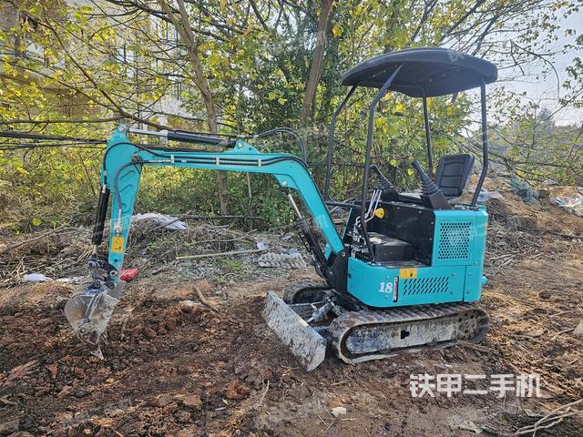 山东立派PC1830挖掘机