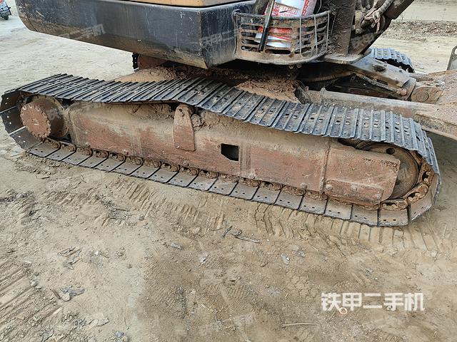 单侧履带整体（整机外观）