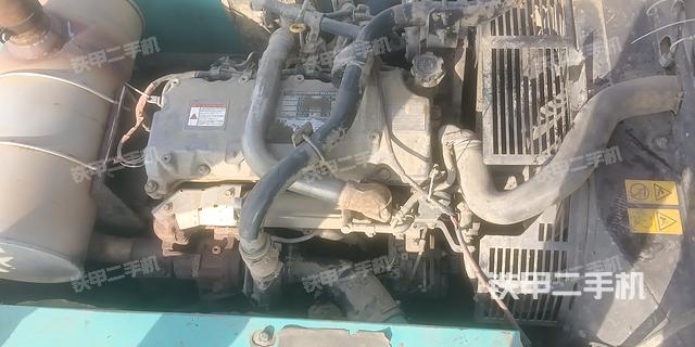 發(fā)動(dòng)機(jī)整體俯視(整機(jī)外觀) 發(fā)動(dòng)機(jī)整體俯視(整機(jī)外觀)