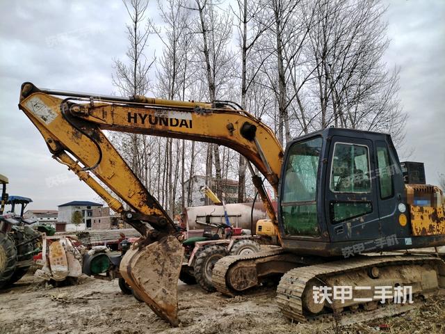 现代R110-7挖掘机