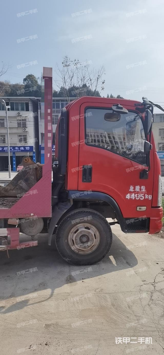 整機右后45°（設(shè)備外觀及核心部件）