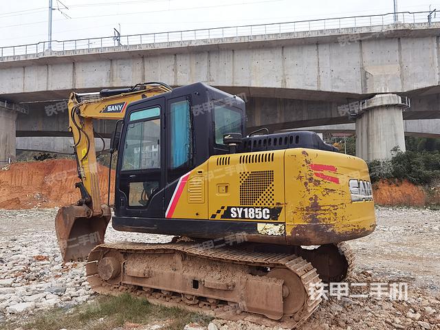 整機右后45°（整機外觀）