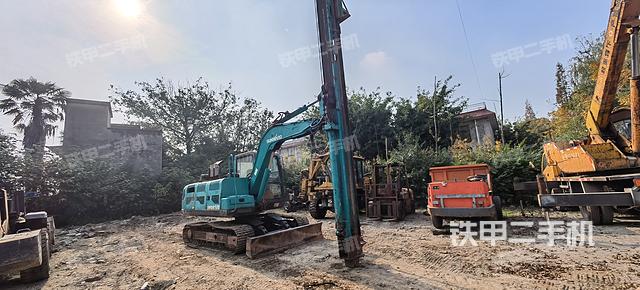 整機(jī)右側(cè)（設(shè)備外觀及核心部件）