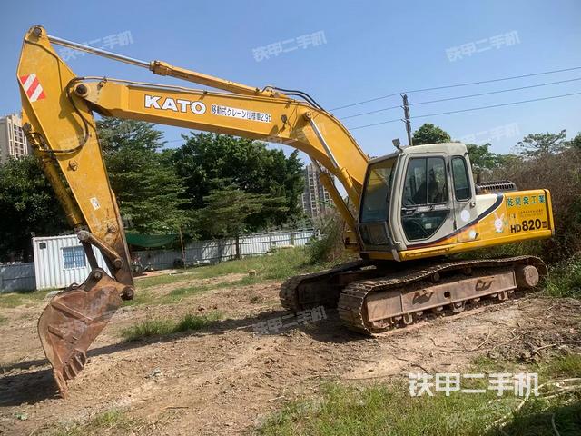 加藤HD820III挖掘機