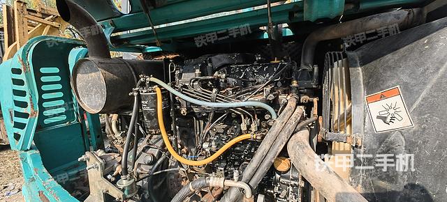 發(fā)動機(jī)（設(shè)備外觀及核心部件）