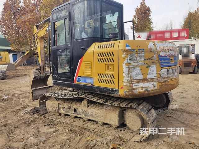 駕駛室頂部（整機(jī)外觀）